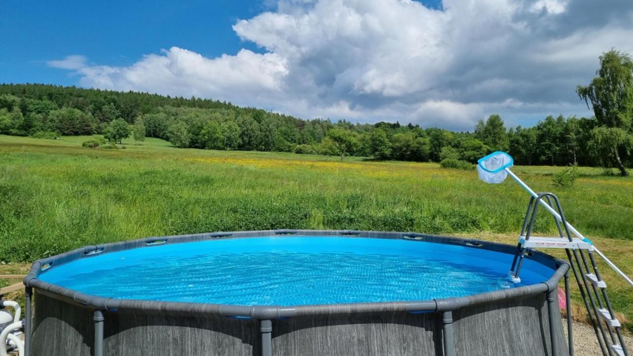 Domki Na Wzgorzu Nowica Esterno foto