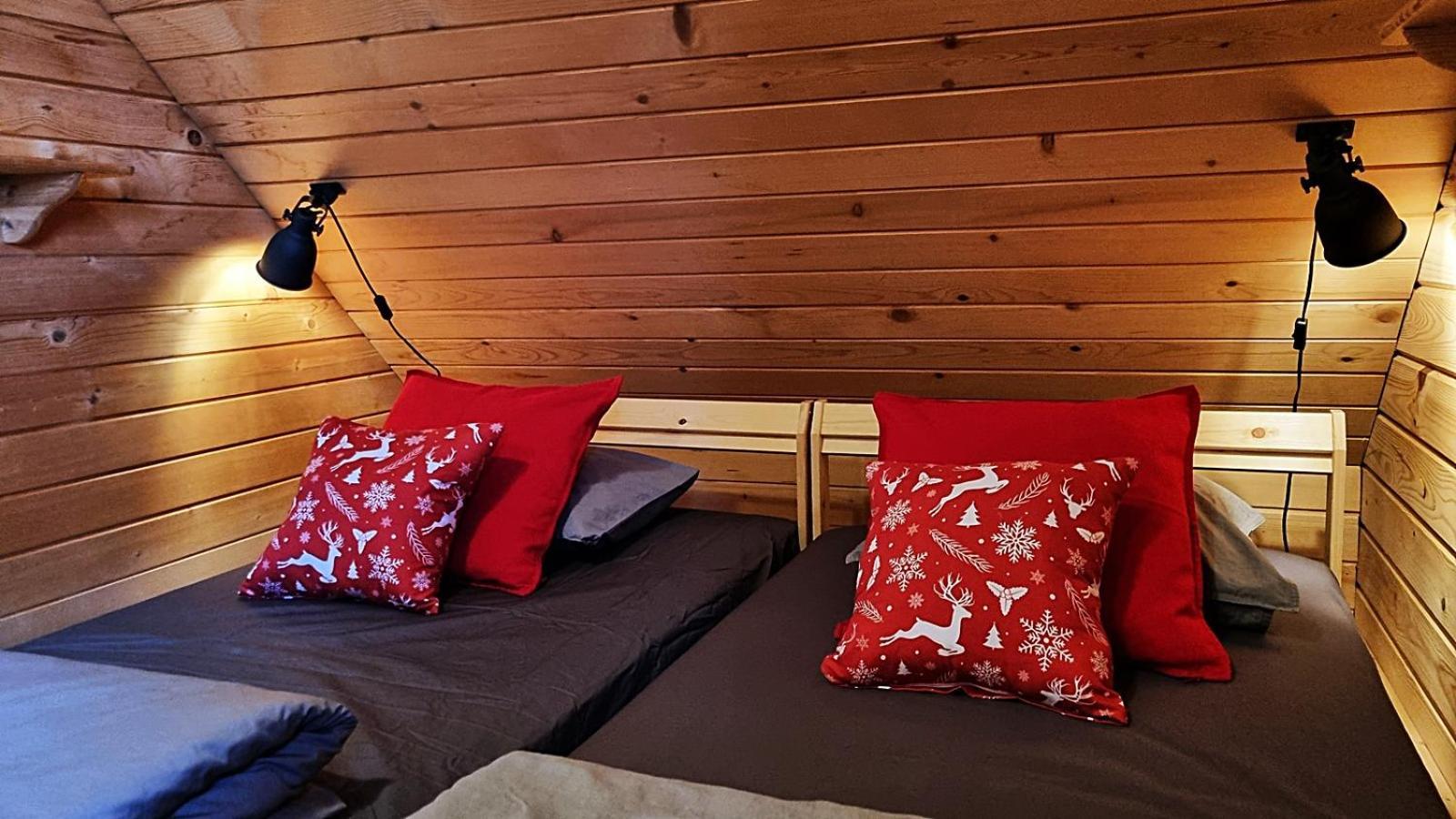 Domki Na Wzgorzu Nowica Esterno foto
